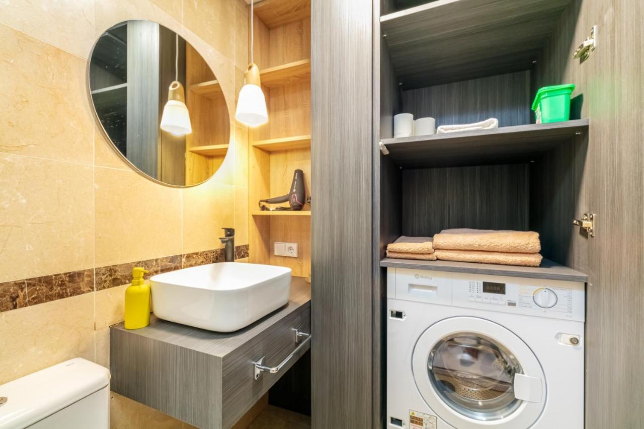 Suite Lujo Centro-Nautico-Cies+Parking Vigo Eksteriør bilde